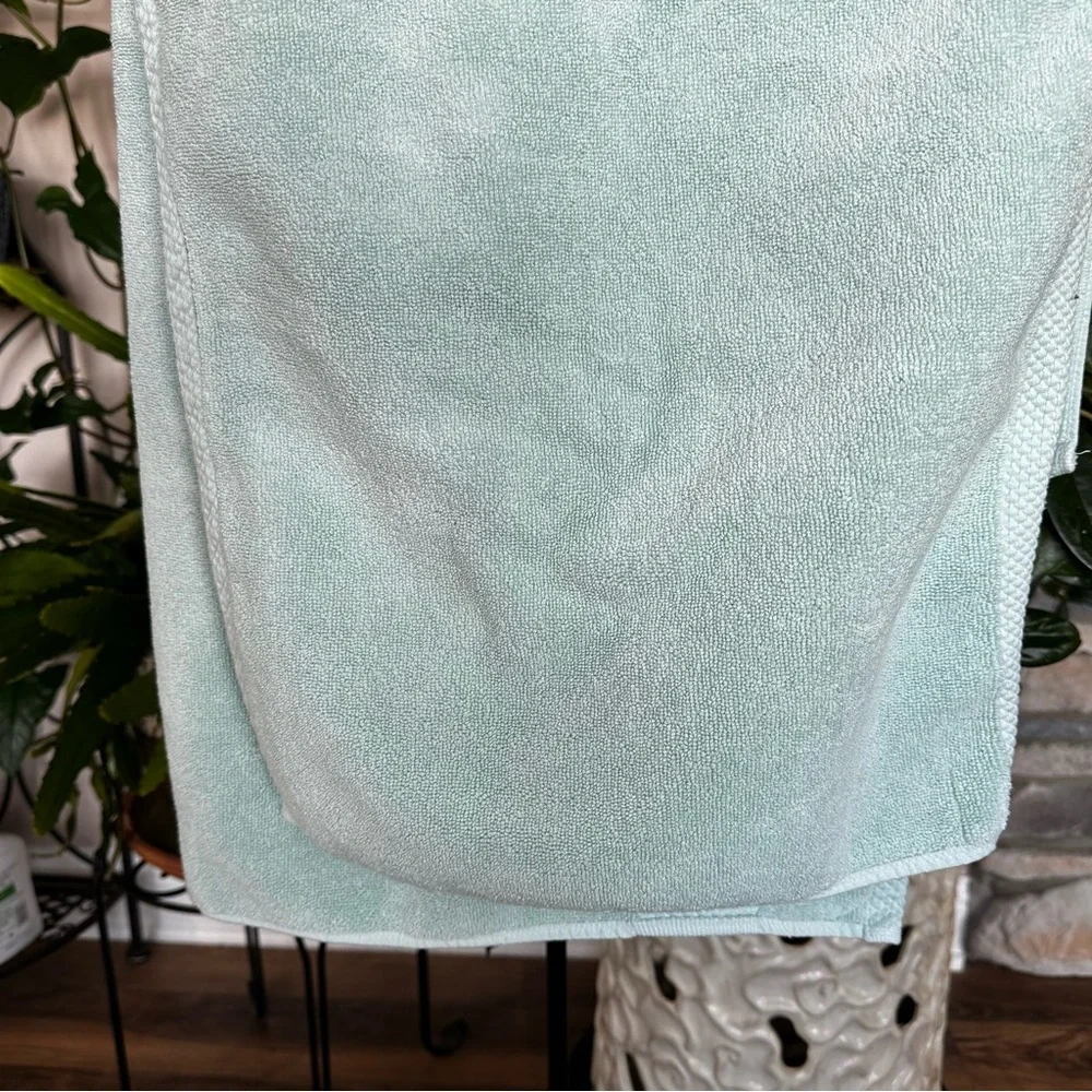 Lacoste Heritage Supima Cotton Towels (3) Iced Aqua ‼️NWOT‼️ - Picture 5 of 6
